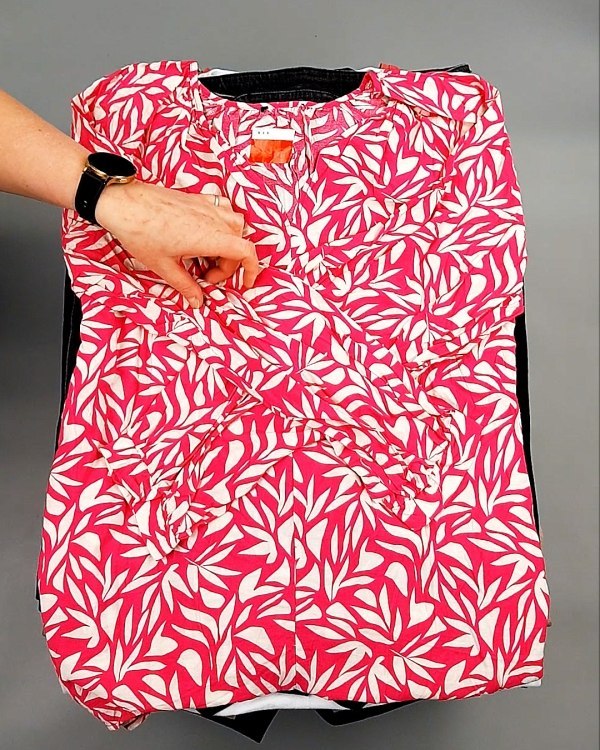 Фотография  881 - C&A Spring, Summer mix 025#20 кг, ЛОТ №7861 оптом в Петрозаводске и Карелии