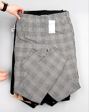 Фотография  774 - Брюки женские лето C&A 025#10 кг оптом в Петрозаводске и Карелии