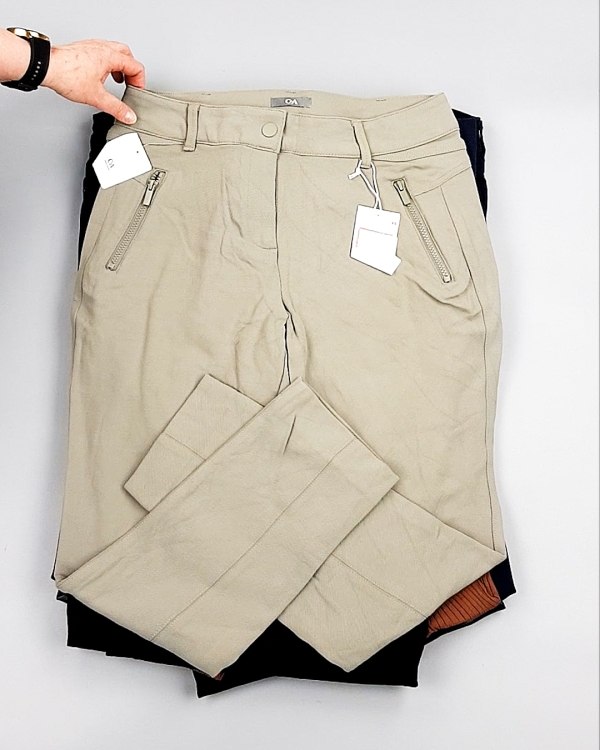 Фотография  564 - Брюки женские лето C&A 025#10 кг, ЛОТ №7895 оптом в Петрозаводске и Карелии