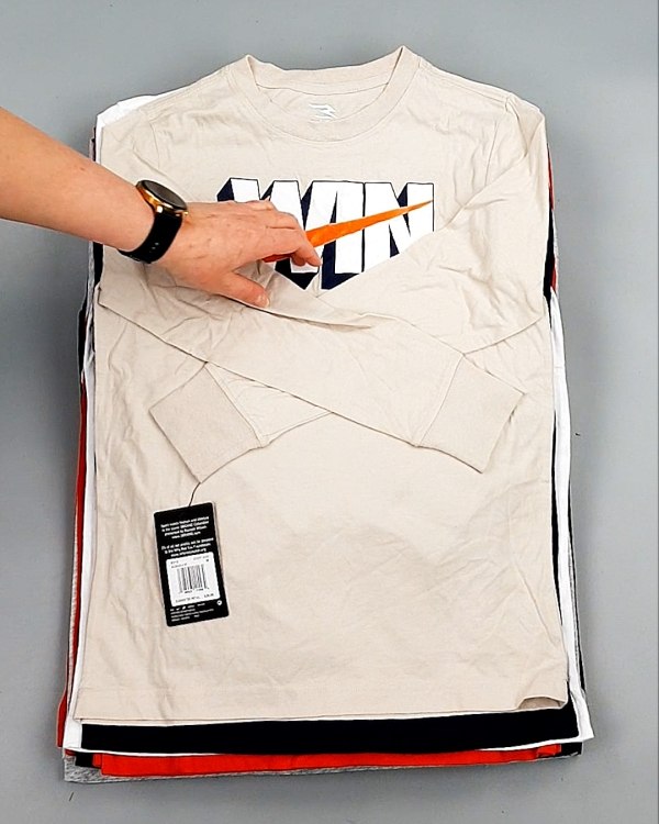 Фотография  588 - Тонковки детские NIKE CAN 084#5 кг, ЛОТ №7968 оптом в Петрозаводске и Карелии