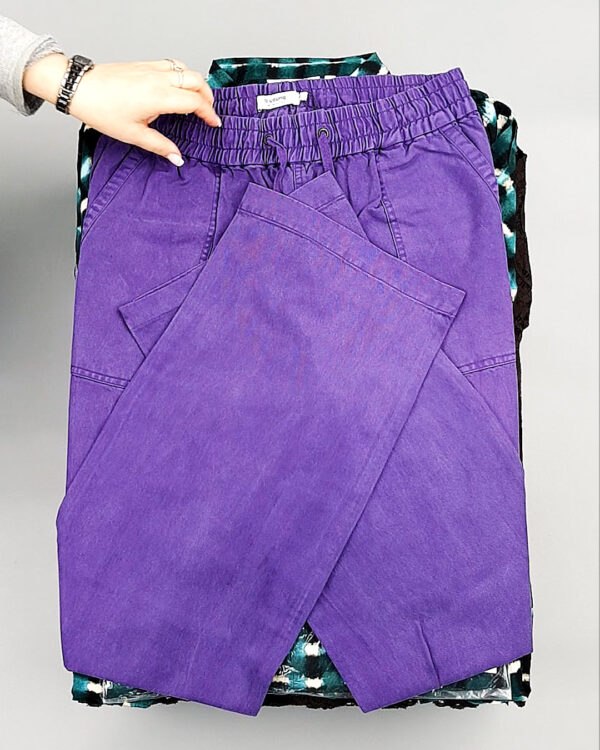 Фотография  300 - B.YOUNG Summer mix 035#15 кг, ЛОТ №8201 оптом в Петрозаводске и Карелии