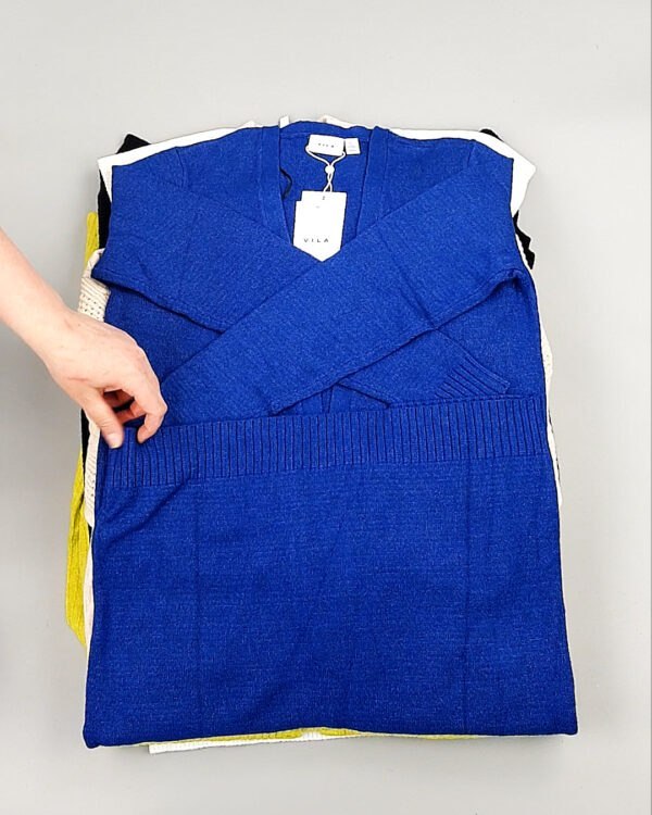 Фотография  363 - Джемпера Bestseller+DK 035#7 кг, ЛОТ №8260 оптом в Петрозаводске и Карелии