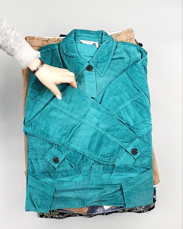 Фотография  548 - B.YOUNG Summer mix 035#15 кг, ЛОТ №8202 оптом в Петрозаводске и Карелии