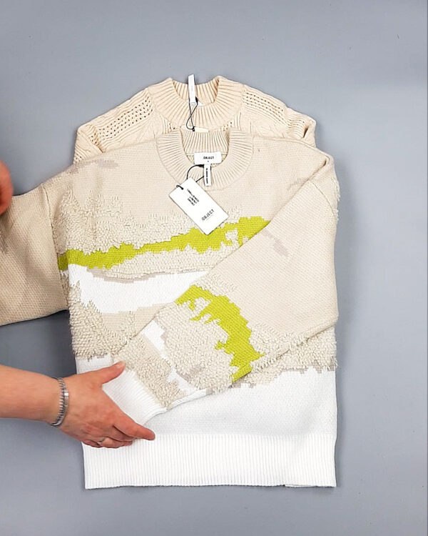 Фотография  819 - Джемпера Bestseller+DK 035#7 кг, ЛОТ №8260 оптом в Петрозаводске и Карелии