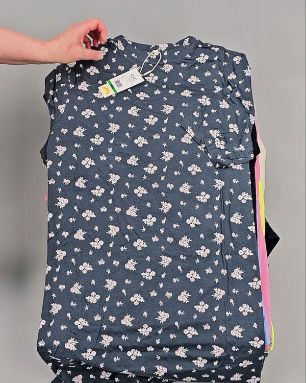 Фотография  625 - CANADA mix 084#50 кг, ЛОТ №8337 оптом в Петрозаводске и Карелии