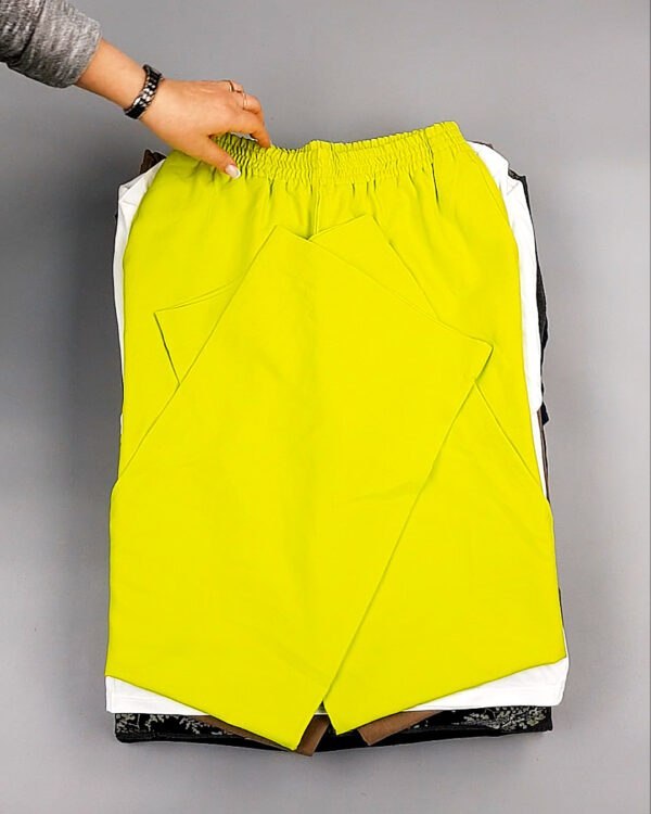 Фотография  822 - Bestseller+DK Summer mix 035#15 кг, ЛОТ №8233 оптом в Петрозаводске и Карелии