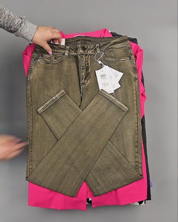 Фотография  929 - VILA Summer mix 045#15 кг, ЛОТ №8453 оптом в Петрозаводске и Карелии