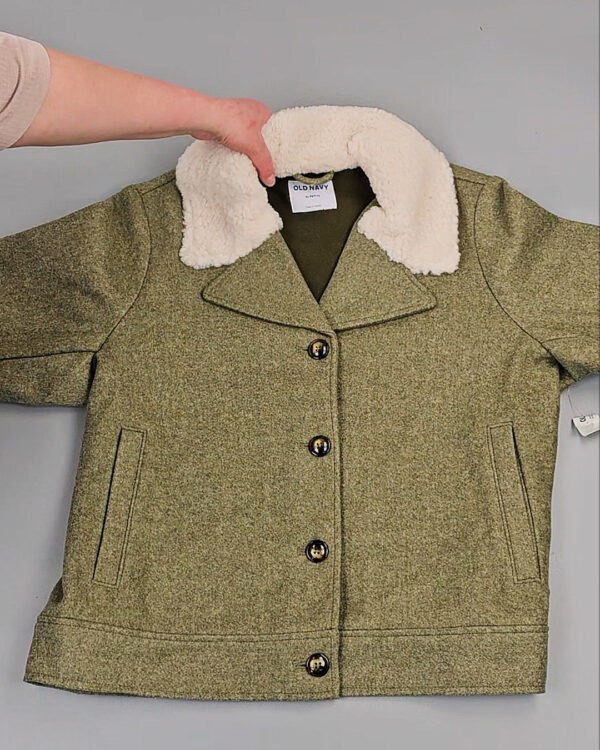 Фотография  544 - CANADA mix 084#50 кг, ЛОТ №8336 оптом в Петрозаводске и Карелии