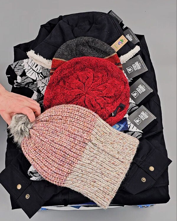 Фотография  961 - CANADA mix 084#50 кг, ЛОТ №8336 оптом в Петрозаводске и Карелии