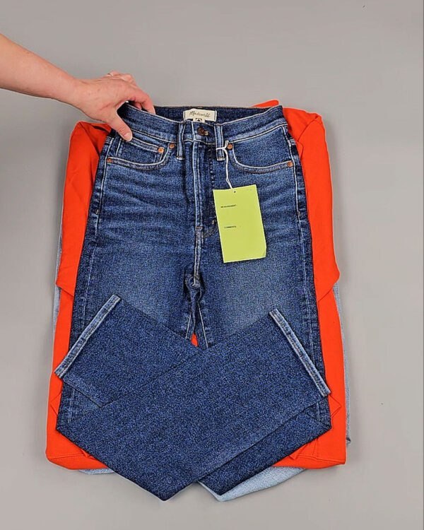 Фотография  371 - CANADA mix 084#50 кг, ЛОТ №8337 оптом в Петрозаводске и Карелии