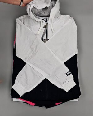 Фотография  885 - Спортивные костюмы  AD83#4 шт, ЛОТ №8637 оптом в Петрозаводске и Карелии