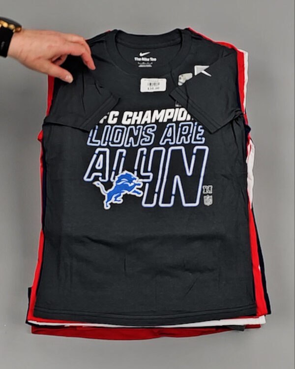 Фотография  190 - KIDS NIKE CAN 084#5 кг, ЛОТ №8502 оптом в Петрозаводске и Карелии