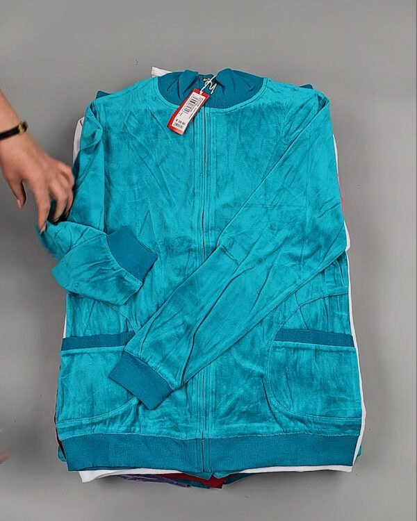 Фотография  854 - Спортивные костюмы  AD83#10 шт, ЛОТ №8642 оптом в Петрозаводске и Карелии