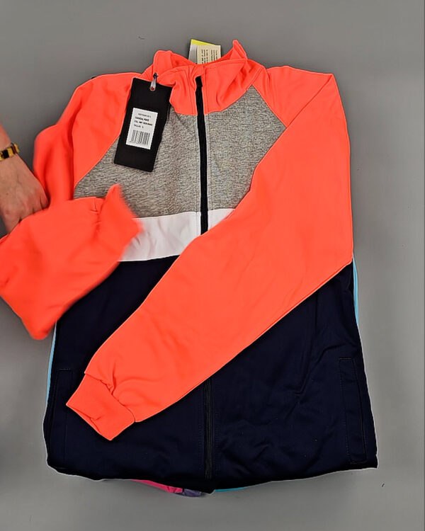 Фотография  180 - Спортивные костюмы  AD83#10 шт, ЛОТ №8640 оптом в Петрозаводске и Карелии