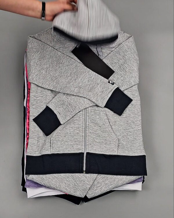 Фотография  491 - Спортивные костюмы  AD83#10 шт, ЛОТ №8638 оптом в Петрозаводске и Карелии