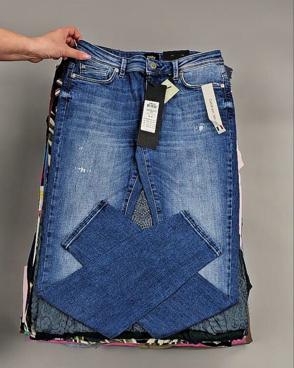 Фотография  273 - ONLY Summer mix 045#15 кг, ЛОТ №8457 оптом в Петрозаводске и Карелии