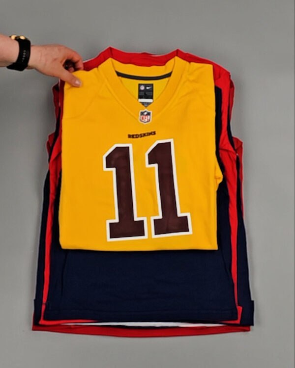 Фотография  564 - KIDS NIKE CAN 084#5 кг, ЛОТ №8504 оптом в Петрозаводске и Карелии