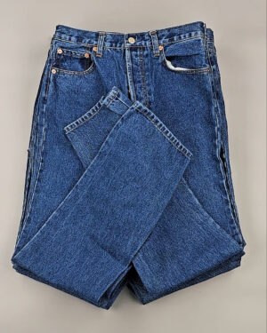 Купить Джинсы LEVIS муж #6,3 кг, ЛОТ №8759 оптом в Петрозаводске и Карелии