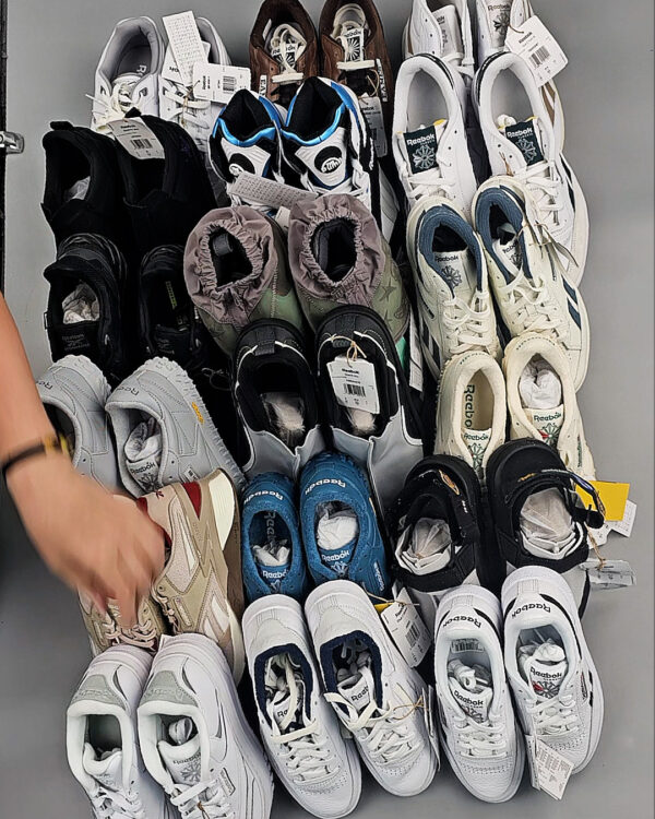 Фотография  222 - Кроссовки Reebok#23 шт, ЛОТ №8896 оптом в Петрозаводске и Карелии