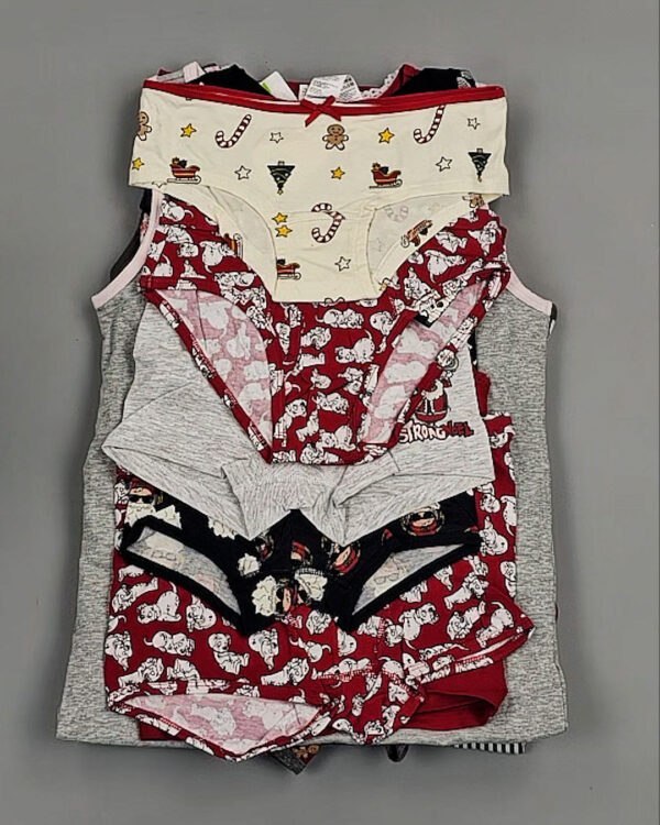 Фотография  764 - Нижнее белье CALZEDONIA дети#40 шт, ЛОТ №8826 оптом в Петрозаводске и Карелии