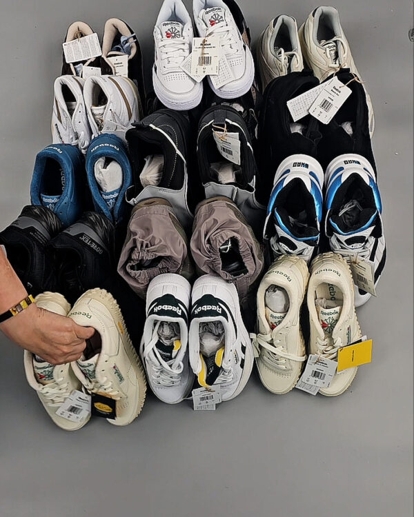 Фотография  780 - Кроссовки Reebok#23 шт, ЛОТ №8897 оптом в Петрозаводске и Карелии