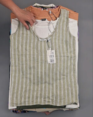 Фотография  860 - B.YOUNG Summer mix 045#17 кг, ЛОТ №8918 оптом в Петрозаводске и Карелии