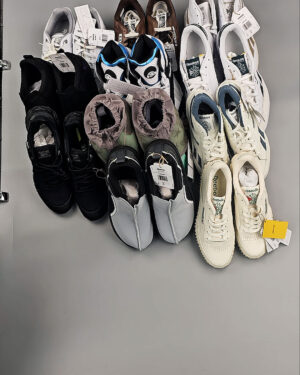 Фотография  953 - Кроссовки Reebok#23 шт, ЛОТ №8896 оптом в Петрозаводске и Карелии