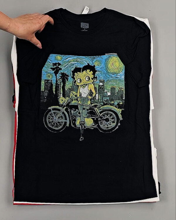 Фотография  941 - Футболки м/ж (Printed T-Shirts New)#5 кг, ЛОТ №8913 оптом в Петрозаводске и Карелии