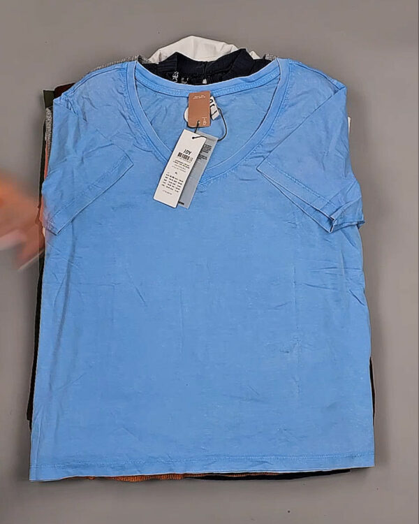 Фотография  391 - Футболки DK COMPANY 045 B#5 кг, ЛОТ №9084 оптом в Петрозаводске и Карелии