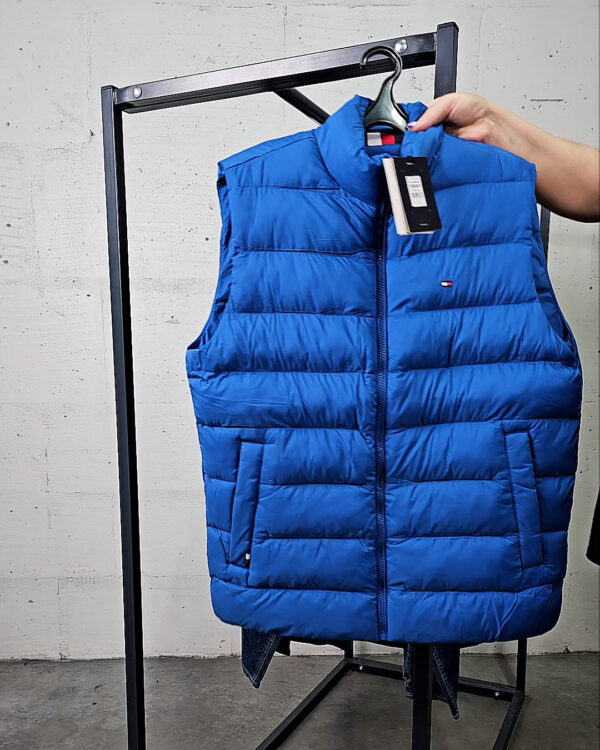 Фотография  488 - LACOSTE, CALVIN KLEIN, TOMMY HILFIGER, GUESS + 075#21 шт, ЛОТ №9077 оптом в Петрозаводске и Карелии