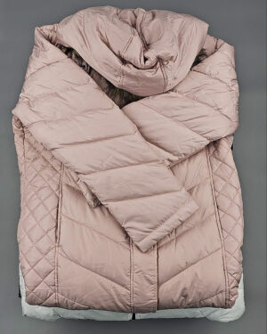 Купить Верхняя одежда женская CAN 104#15 кг, ЛОТ СТ-9349 оптом в Петрозаводске и Карелии