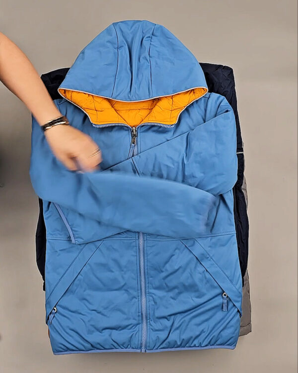 Фотография  493 - Верхняя одежда СТОК дети 065#10 кг, ЛОТ СТ-9342 оптом в Петрозаводске и Карелии