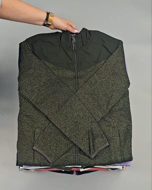 Фотография  945 - LIDL Winter mix 114#15 кг, ЛОТ №9137 оптом в Петрозаводске и Карелии