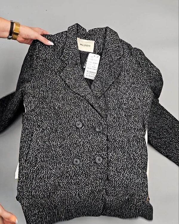 Фотография  262 - Верхняя одежда Корея 085#15 кг, ЛОТ № СТ-9245 оптом в Петрозаводске и Карелии