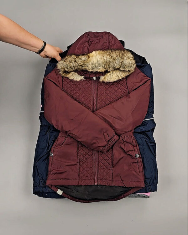 Фотография  729 - Верхняя одежда СТОК дети 065#10 кг, ЛОТ СТ-9340 оптом в Петрозаводске и Карелии