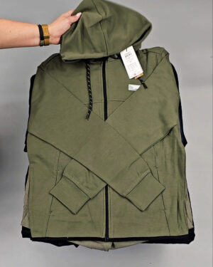 Фотография  989 - JACK JONES Men Winter mix 075#20 кг, ЛОТ № СТ-9266 оптом в Петрозаводске и Карелии