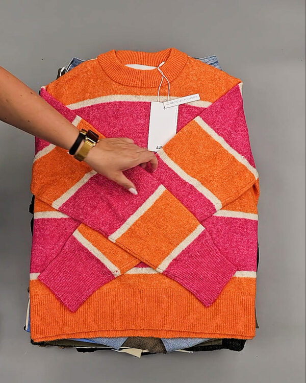 Фотография  745 - JACK JONES Women mix 075 #15 кг оптом в Петрозаводске и Карелии