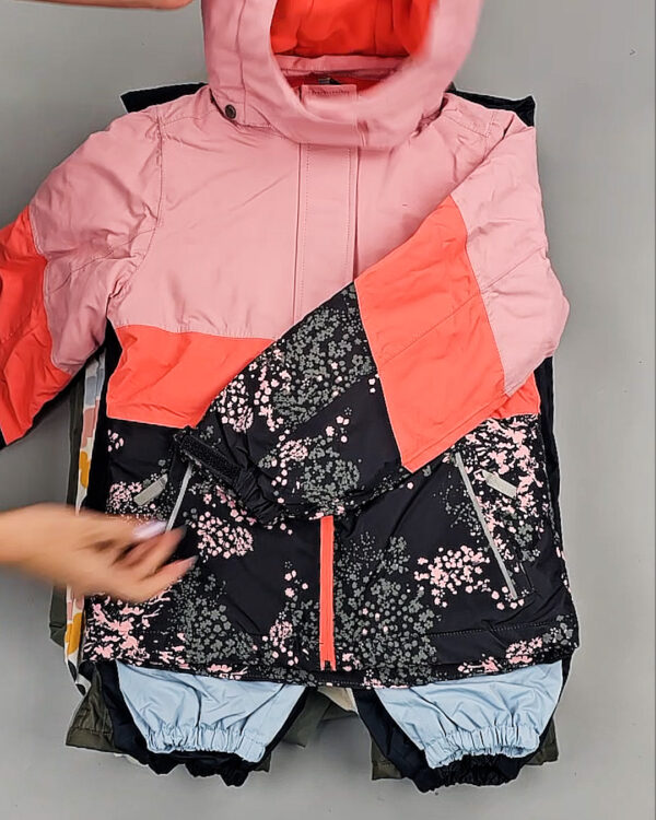 Фотография  296 - Верхняя одежда TCM kids 074#7 кг оптом в Петрозаводске и Карелии