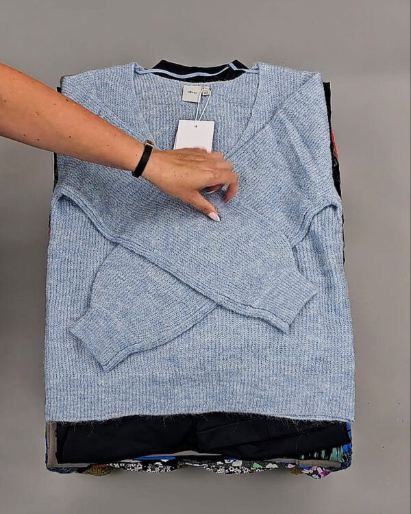 Фотография  519 - ICHI Winter mix 104#15 кг, ЛОТ СТ-9197 оптом в Петрозаводске и Карелии