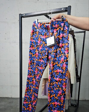 Фотография  573 - Karen by Simonsen mix 075#21 шт, ЛОТ №9095 оптом в Петрозаводске и Карелии