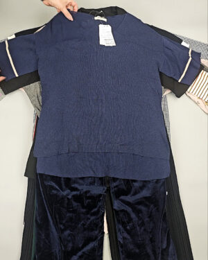 Купить Комплекты жен Корея 085#5 кг, ЛОТ СТ-9574 оптом в Петрозаводске и Карелии