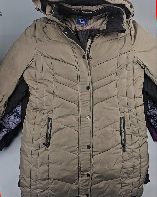 Фотография  555 - Куртки#25 кг, ЛОТ № СХ-0169 оптом в Петрозаводске и Карелии