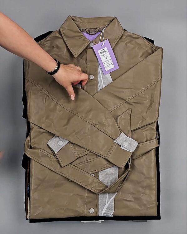 Фотография  852 - Ветровки Bestseller+DK 035#10 кг, ЛОТ СТ-9399 оптом в Петрозаводске и Карелии