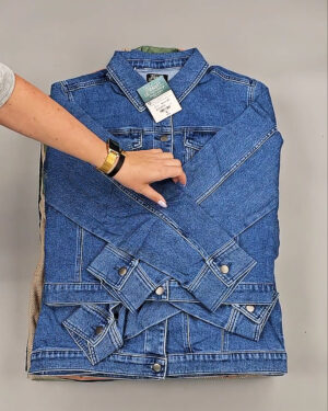 Фотография  251 - Ветровки женские CAN 104#11,5 кг, ЛОТ СТ-9401 оптом в Петрозаводске и Карелии