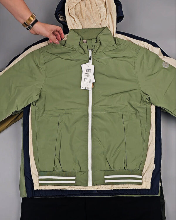 Фотография  810 - Ветровки BLEND HE + 075#10,3 кг, ЛОТ СТ-9570 оптом в Петрозаводске и Карелии