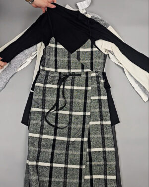 Фотография  115 - Комплекты жен Корея 085#5 кг, ЛОТ СТ-9572 оптом в Петрозаводске и Карелии