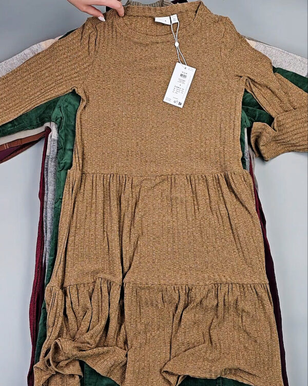 Фотография  516 - Платья Bestseller+DK Winter 035#7 кг, ЛОТ СТ-9997 оптом в Петрозаводске и Карелии