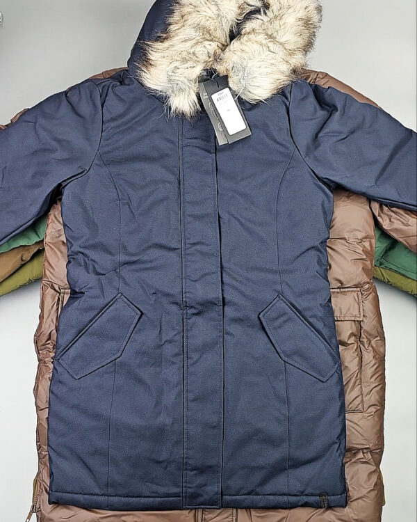 Фотография  409 - Куртки BESTSELLER зима 045#10 кг, ЛОТ СТ-9834 оптом в Петрозаводске и Карелии