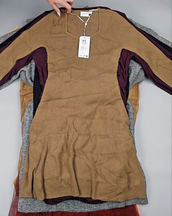 Фотография  938 - Платья VILA Winter 104#7 кг, ЛОТ СТ-9902 оптом в Петрозаводске и Карелии