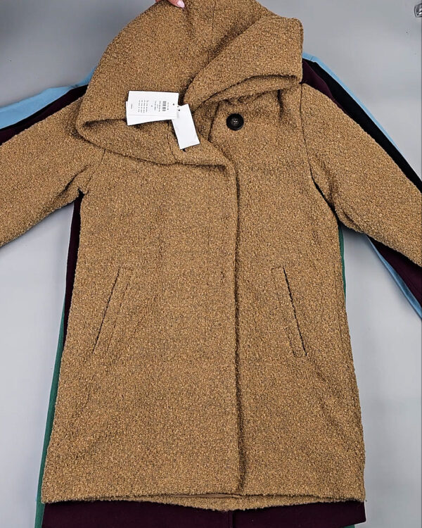 Фотография  515 - Пальто Bestseller 045#10 кг оптом в Петрозаводске и Карелии